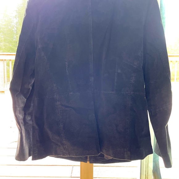 Women’s jacket - Picture 3 of 3